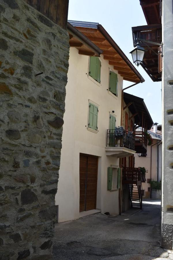 Api Tenna Apartments Glicine 1 Exterior photo